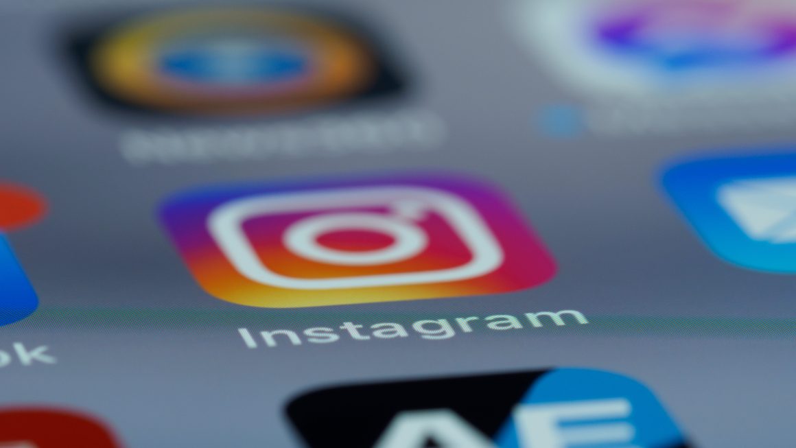 How to Get 1,000 Likes on Instagram with Hashtags?